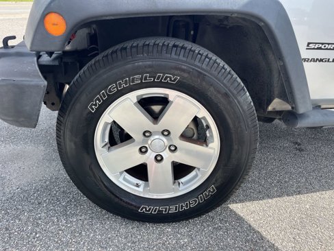 Used 2012 Jeep Wrangler Sport w/ Connectivity Group image 31