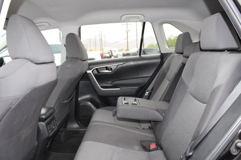 Used 2023 Toyota RAV4 XLE image 17