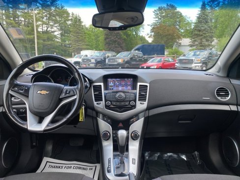 Used 2014 Chevrolet Cruze LT w/ All-Star Edition image 16