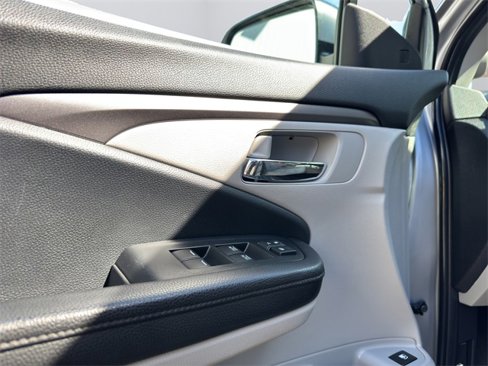 Used 2020 Honda Pilot EX image 12