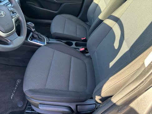 Used 2021 Hyundai Accent SE w/ Cargo Package image 13