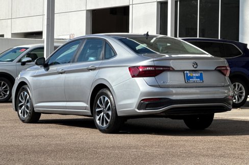 Used 2024 Volkswagen Jetta S image 3