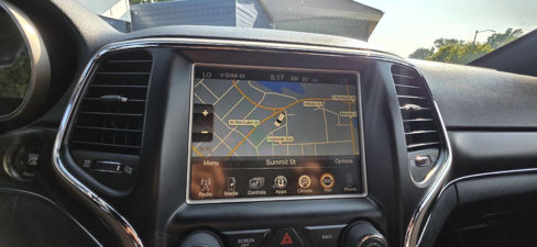 Used 2015 Jeep Grand Cherokee Limited image 21