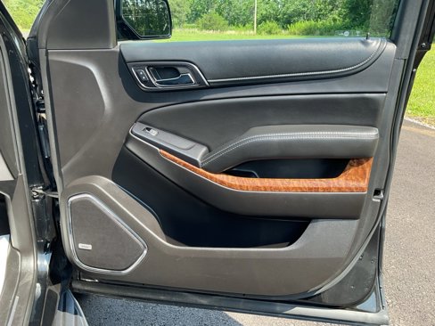 Used 2016 Chevrolet Suburban LTZ image 58