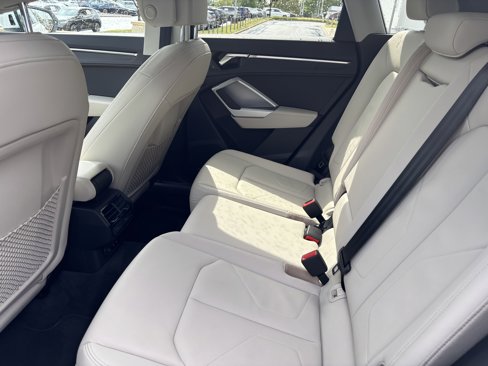 Used 2021 Audi Q3 2.0T Premium w/ Convenience Package image 34