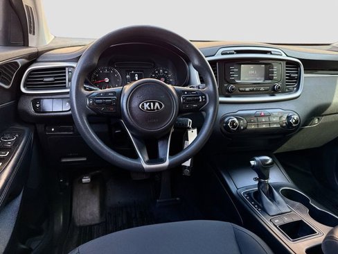 Used 2016 Kia Sorento LX image 21
