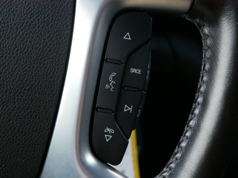 Used 2017 Chevrolet Traverse LT image 22