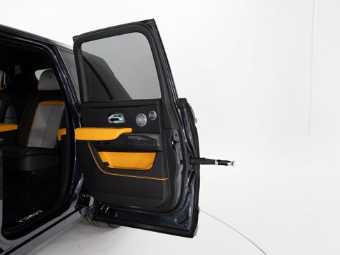 New 2025 Rolls-Royce Cullinan Black Badge image 31