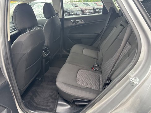 Used 2023 Kia Sportage LX image 26