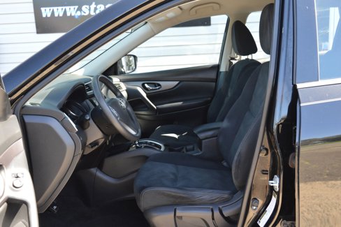 Used 2016 Nissan Rogue S image 10