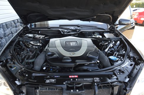 Used 2010 Mercedes-Benz S 550 4MATIC image 38