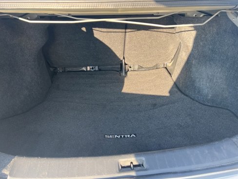 Used 2016 Nissan Sentra S image 28