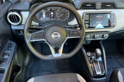 Used 2021 Nissan Versa SV image 14