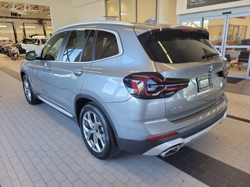 Used 2024 BMW X3 xDrive30i w/ Premium Package image 7