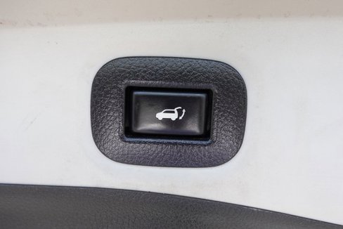 Used 2019 Nissan Rogue SL w/ Premium Package image 30