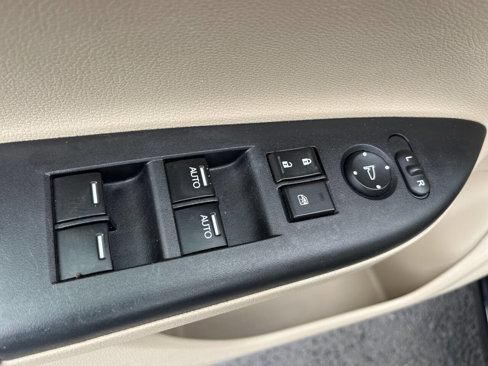 Used 2013 Honda Accord EX-L image 17