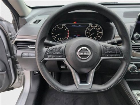 Used 2023 Nissan Altima 2.5 SV image 22