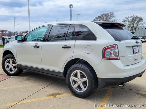 Used 2010 Ford Edge SE image 7