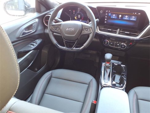 New 2025 Chevrolet Trax RS w/ Driver Confidence Package image 4