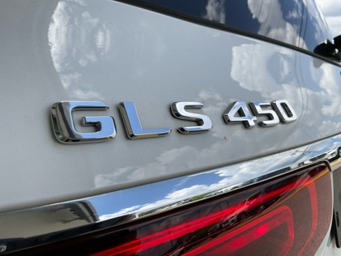Used 2022 Mercedes-Benz GLS 450 4MATIC image 16
