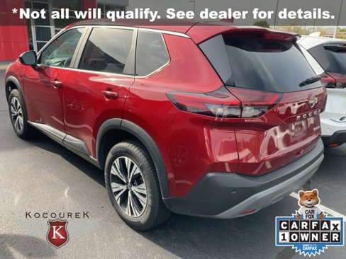 Used 2023 Nissan Rogue SV image 4