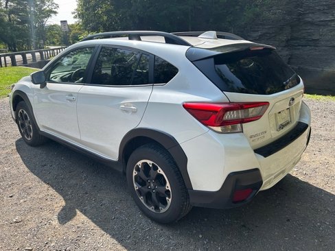 Used 2023 Subaru Crosstrek 2.0i Premium image 2