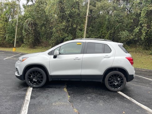 Used 2022 Chevrolet Trax LT w/ Sport Edition image 6