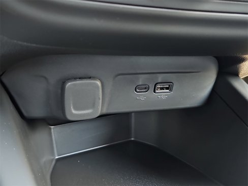 New 2026 Chevrolet Trax LS w/ LS Convenience Package image 24
