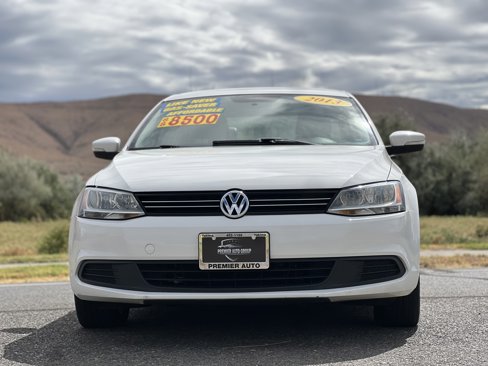 Used 2013 Volkswagen Jetta SE image 2