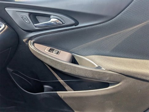 Used 2022 Chevrolet Malibu LT image 38