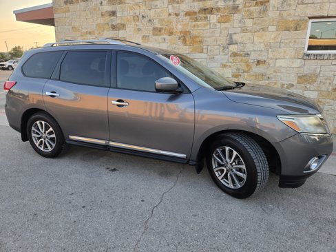 Used 2016 Nissan Pathfinder SL w/ SL Tech Package image 21