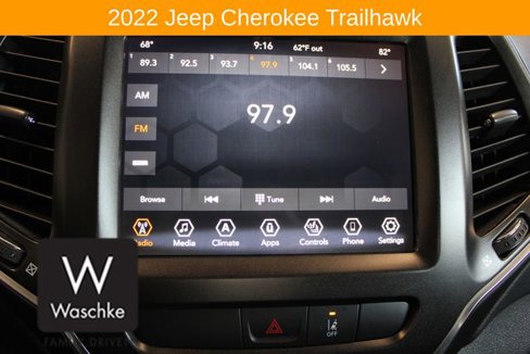Used 2022 Jeep Cherokee Trailhawk w/ Trailer Tow Group image 45