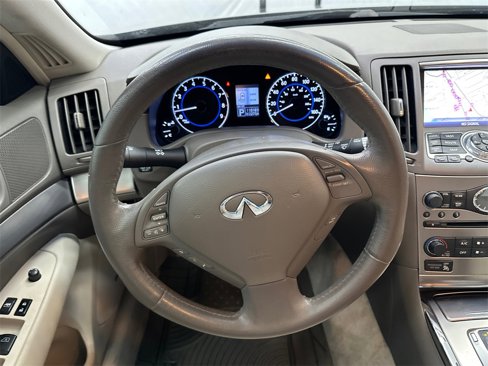 Used 2015 INFINITI Q40 w/ Navigation Package image 24