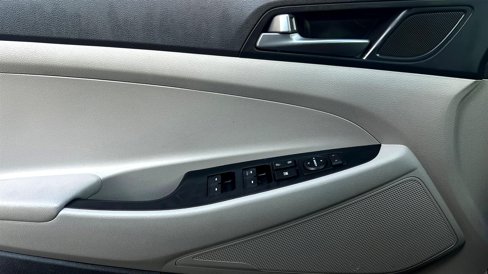 Used 2016 Hyundai Tucson SE image 20