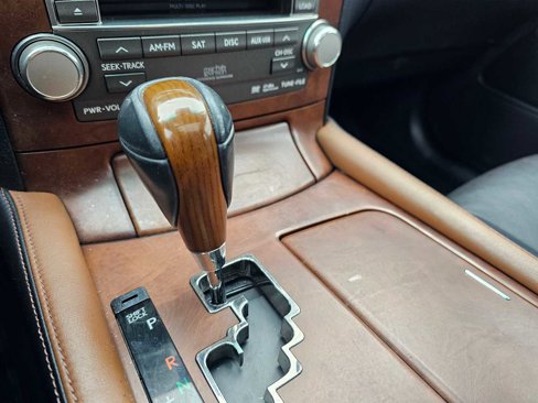 Used 2010 Lexus LS 460 image 31