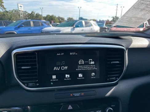 Used 2020 Kia Sportage EX image 18