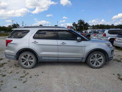 Used 2019 Ford Explorer Limited w/ Class III Trailer Tow Package image 3