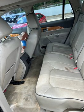 Used 2013 Lincoln MKX FWD image 16