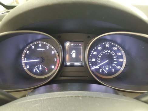 Used 2017 Hyundai Santa Fe Sport image 24