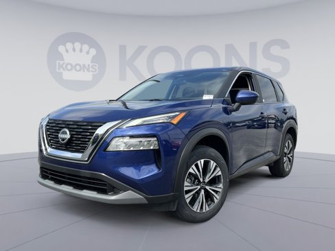 Used 2023 Nissan Rogue SV image 1