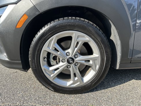 Used 2023 Hyundai Kona SEL image 12