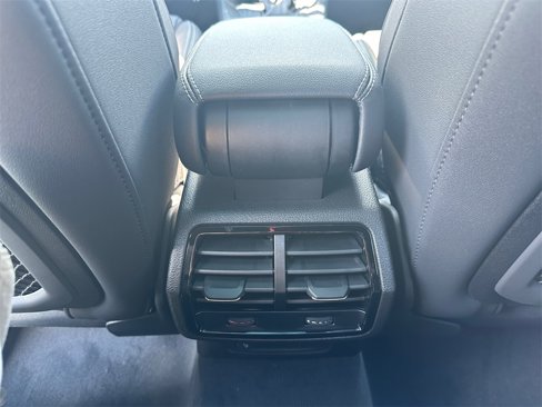 New 2025 Audi Q3 2.0T Premium image 28