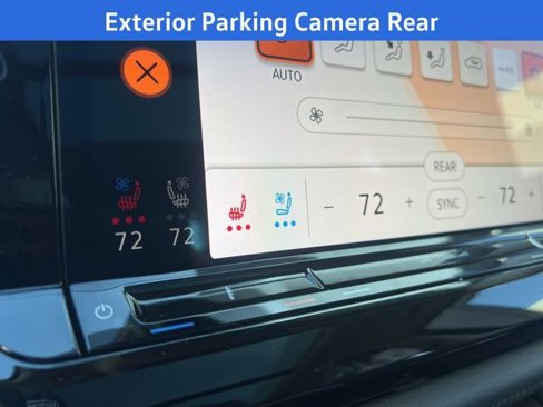 New 2025 Volkswagen Atlas Peak Edition SE image 8