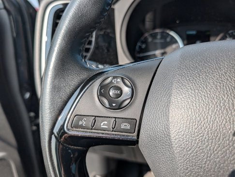 Used 2020 Mitsubishi Outlander AWD image 14