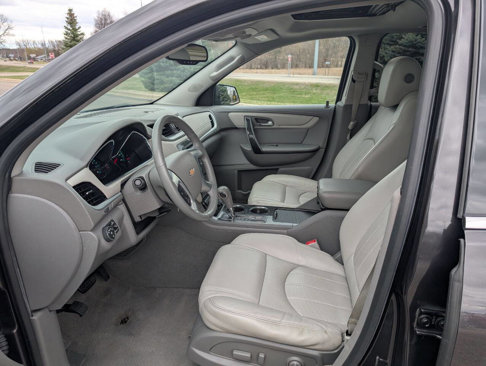 Used 2015 Chevrolet Traverse LTZ image 16