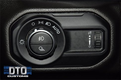 Used 2023 Jeep Gladiator Mojave w/ Trailer Tow Package image 33