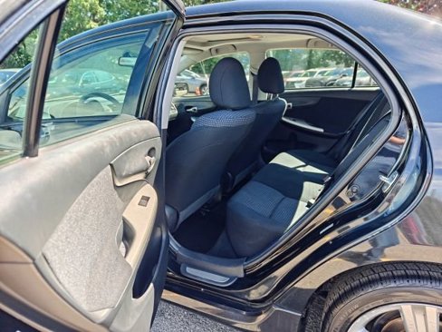 Used 2009 Toyota Corolla XRS image 24