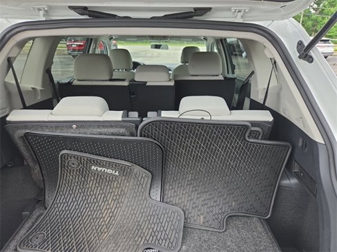 Used 2020 Volkswagen Tiguan S w/ 3rd Row Seat Package image 31