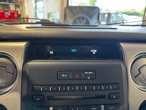 Used 2011 Ford F150 XLT image 19