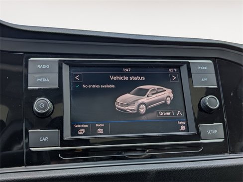 Used 2019 Volkswagen Jetta SE image 18